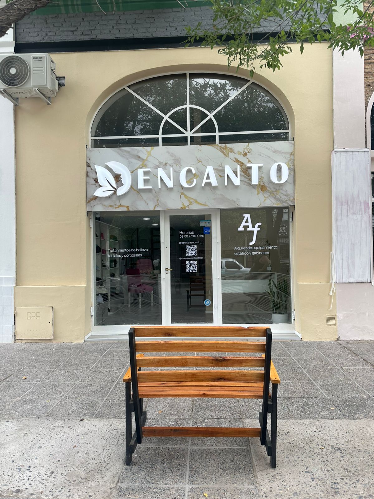 Frente del local Encanto Estética